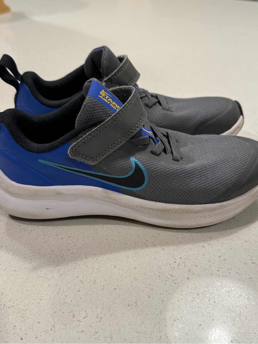 Nike Kids Gray & Blue Sneakers with Hook-and-Loop Strap